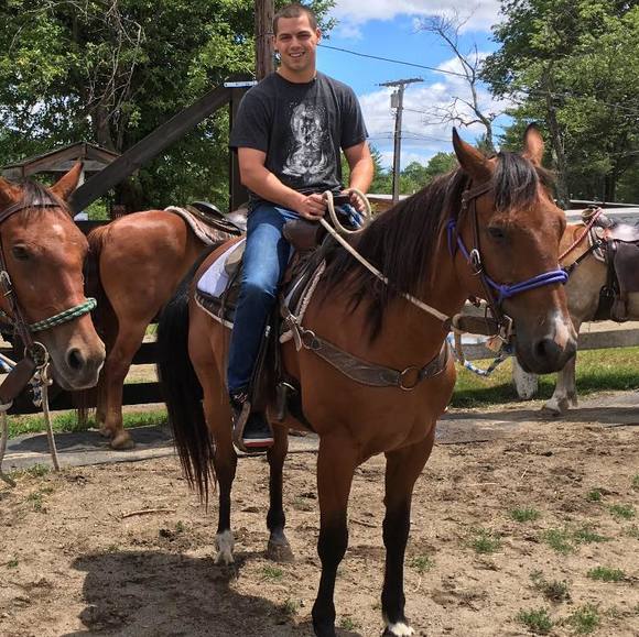 Meet your Posher, Kyle - Picture 1 of 1